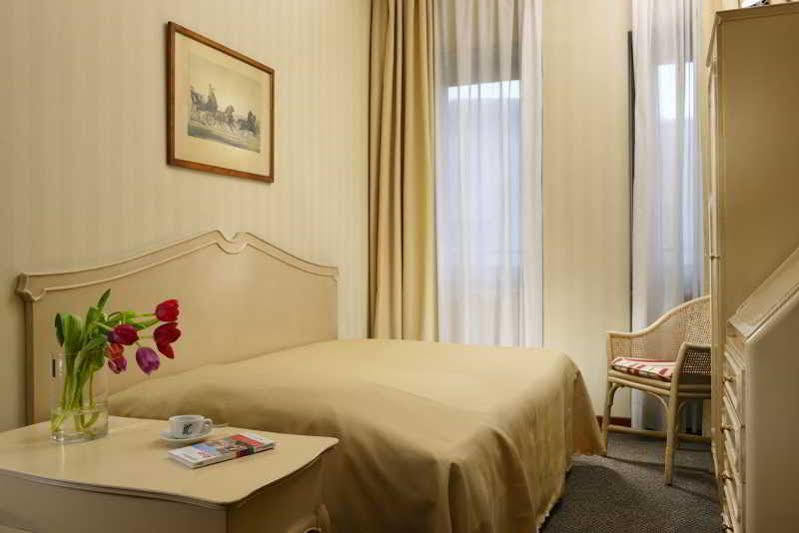 Hotel Commodore ローマ エクステリア 写真